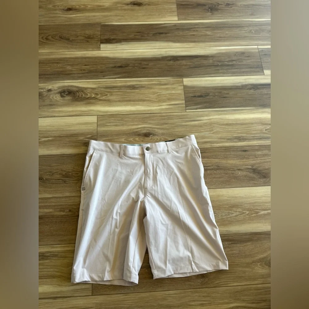 Adidas men’s light pink shorts size 36 NWT